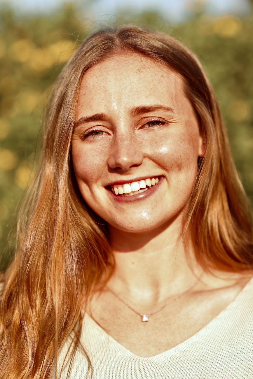 Elena P.